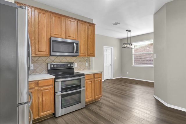 6408 Courtyards Drive, Mckinney, TX 75072