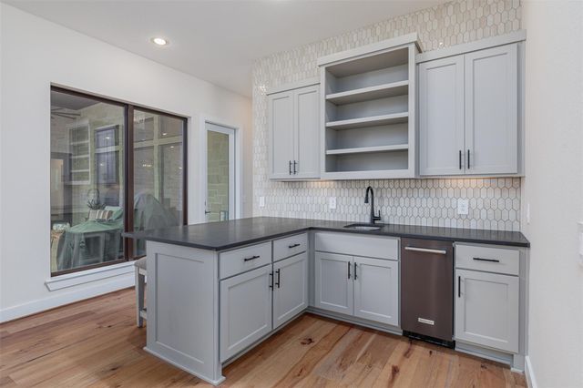 7415 Iron Valley Trail, Montgomery, TX 77316