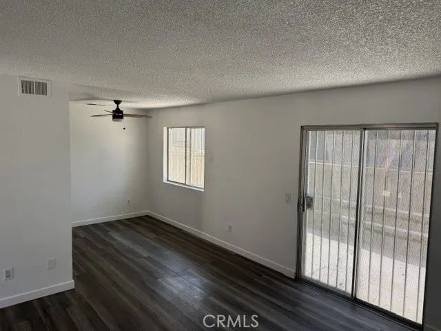 9240 Date 6D, Fontana, CA 92335
