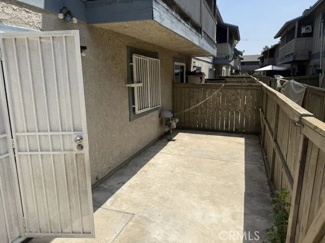 9240 Date 6D, Fontana, CA 92335