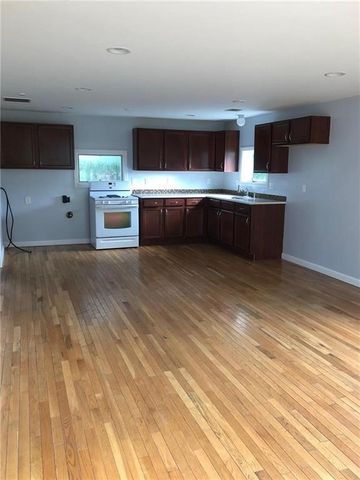 18 San Miguel Drive, Bristol, RI 02809