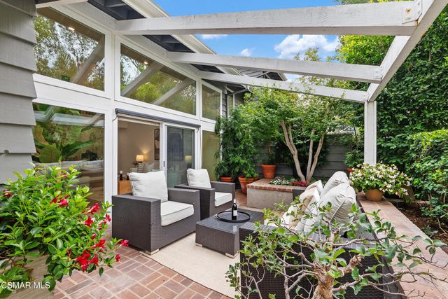 1527 N View Drive, Westlake Village, CA 91362