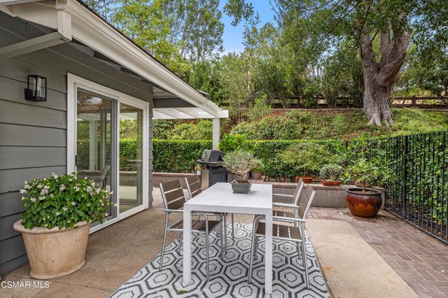 1527 N View Drive, Westlake Village, CA 91362
