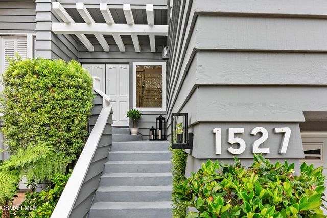 1527 N View Drive, Westlake Village, CA 91362