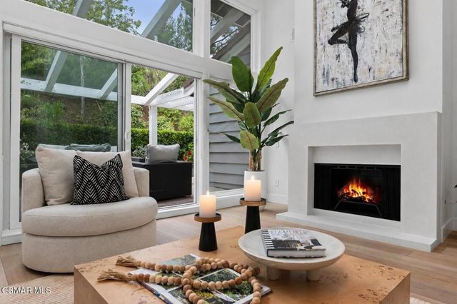 1527 N View Drive, Westlake Village, CA 91362