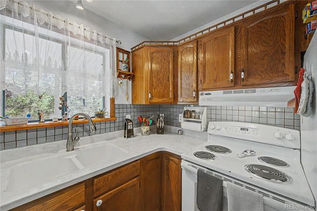 539 12th Trail, Cotopaxi, CO 81223