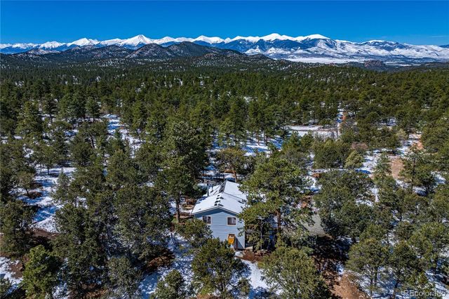 539 12th Trail, Cotopaxi, CO 81223