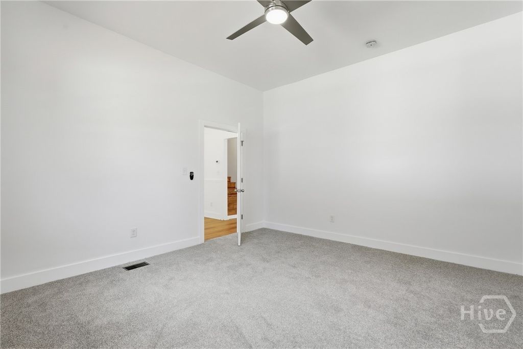 Image 25 of property listing at 101 W 51st Street, Savannah, GA 31405
