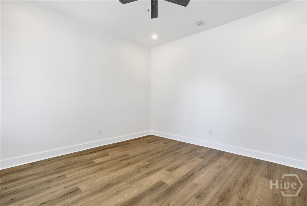 Image 38 of property listing at 101 W 51st Street, Savannah, GA 31405