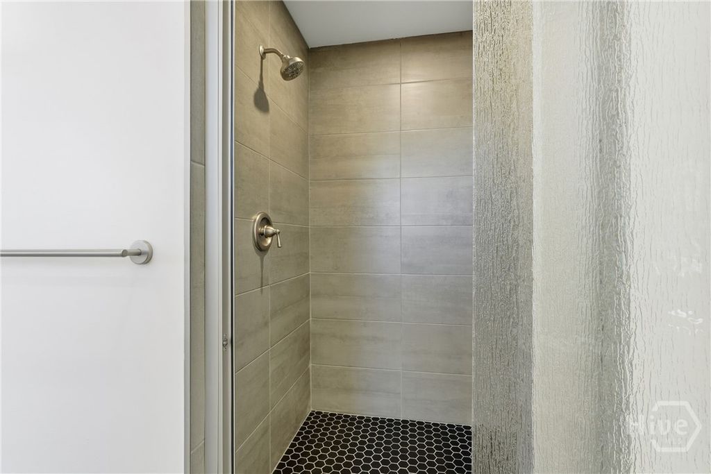 Image 42 of property listing at 101 W 51st Street, Savannah, GA 31405