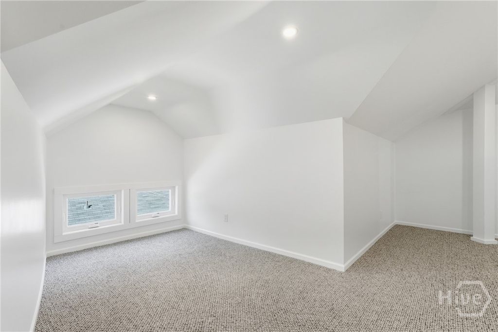 Image 47 of property listing at 101 W 51st Street, Savannah, GA 31405