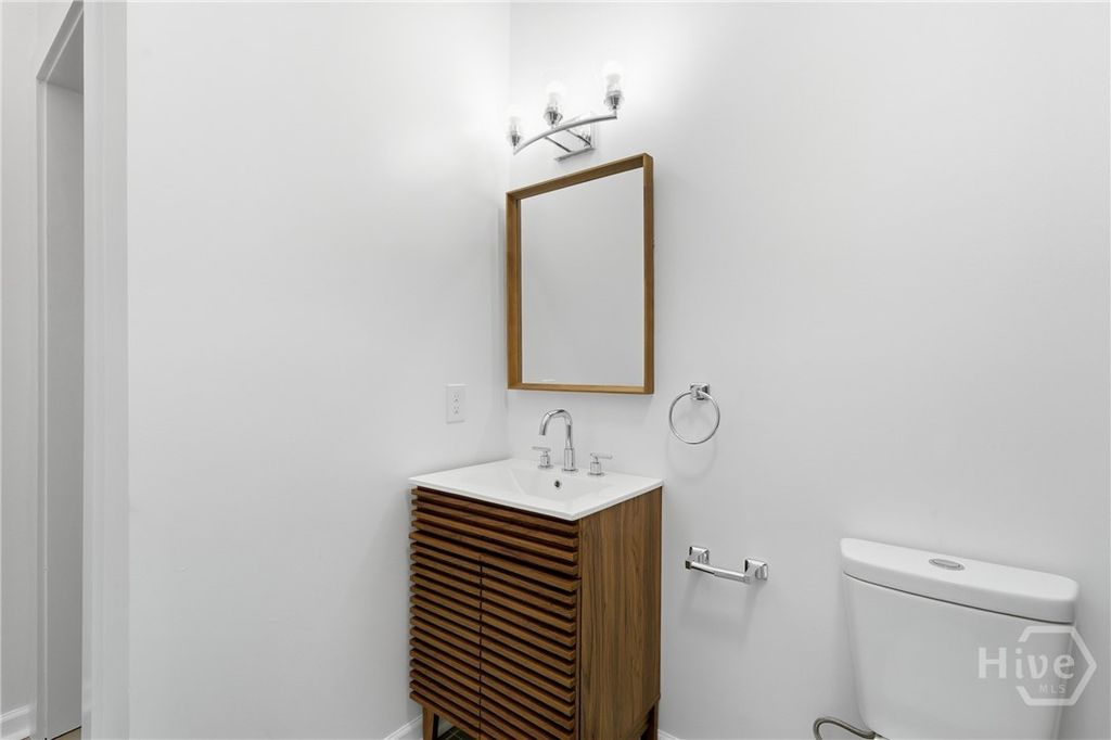 Image 54 of property listing at 101 W 51st Street, Savannah, GA 31405