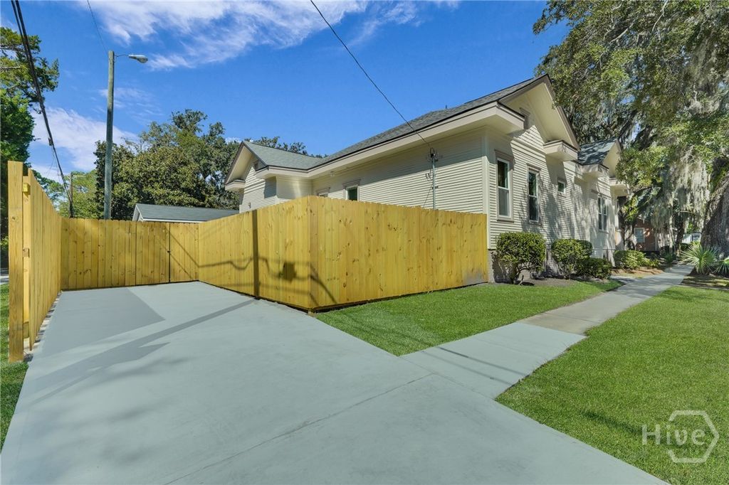 Image 59 of property listing at 101 W 51st Street, Savannah, GA 31405