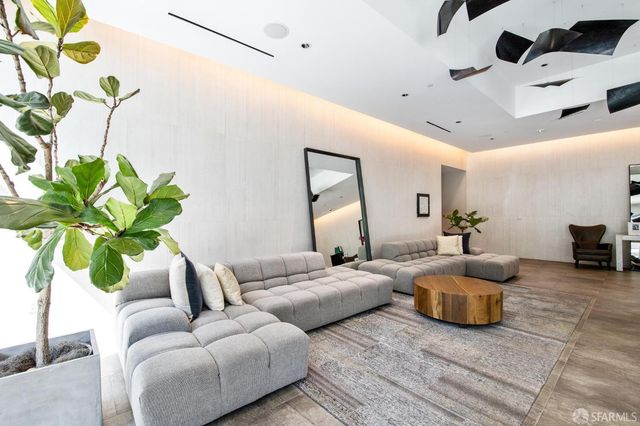 110 Channel Street 628, San Francisco, CA 94158