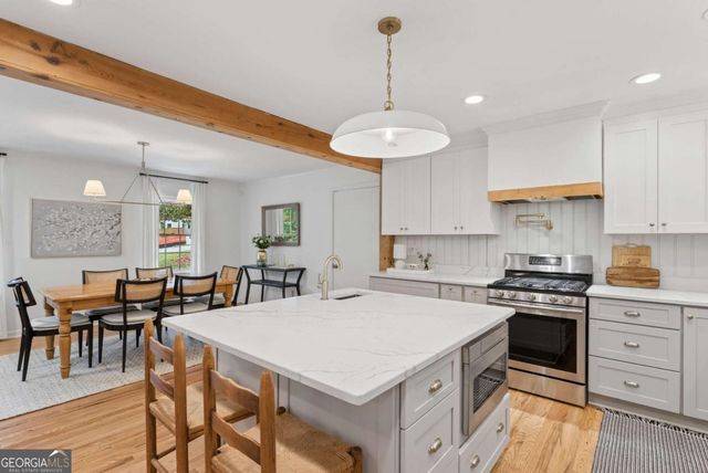 4110 Ashwoody Trail NE, Brookhaven, GA 30319