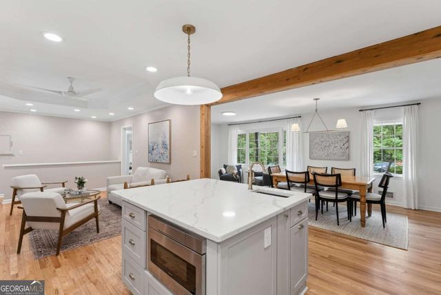 4110 Ashwoody Trail NE, Brookhaven, GA 30319