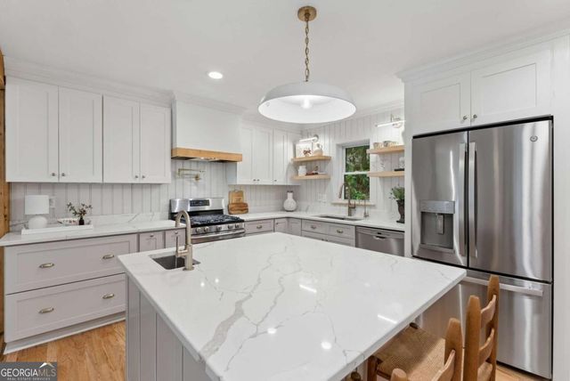 4110 Ashwoody Trail NE, Brookhaven, GA 30319