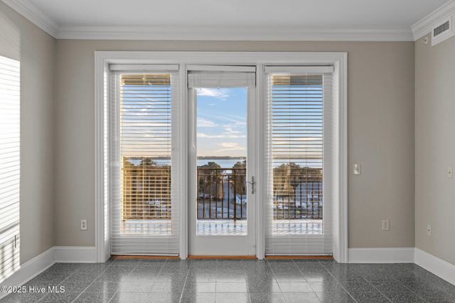 4425 Arendell Street 707 & Slip 41, Morehead City, NC 28557