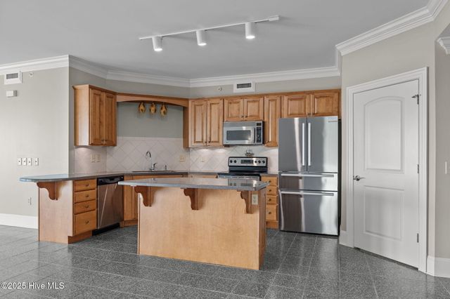 4425 Arendell Street 707 & Slip 41, Morehead City, NC 28557