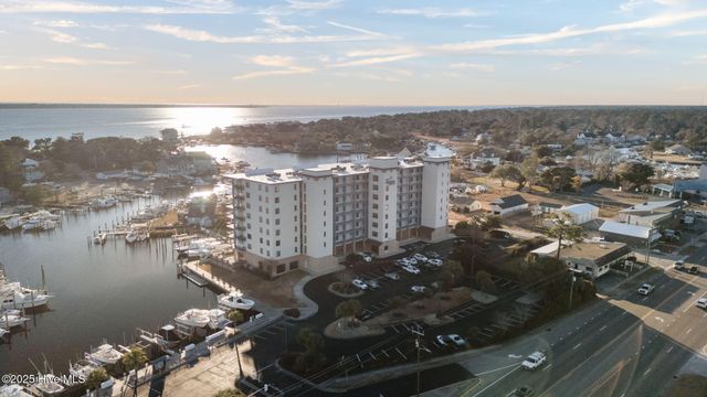 4425 Arendell Street 707 & Slip 41, Morehead City, NC 28557