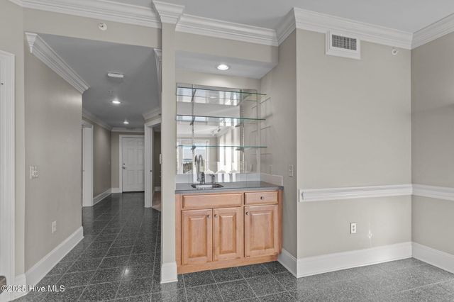 4425 Arendell Street 707 & Slip 41, Morehead City, NC 28557