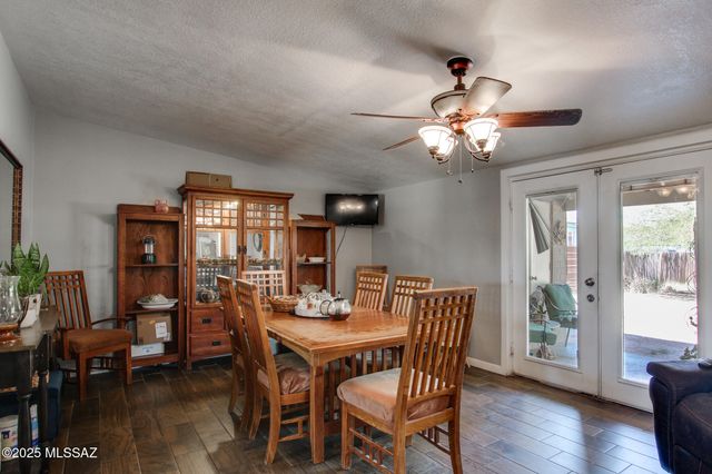 1341 E Bilby Road, Tucson, AZ 85706