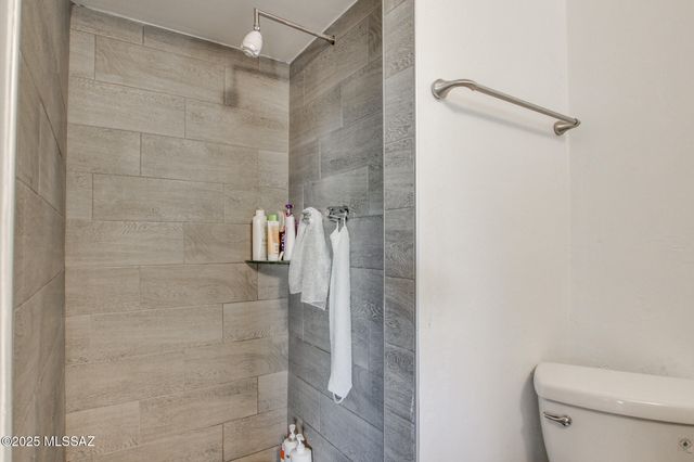 1341 E Bilby Road, Tucson, AZ 85706