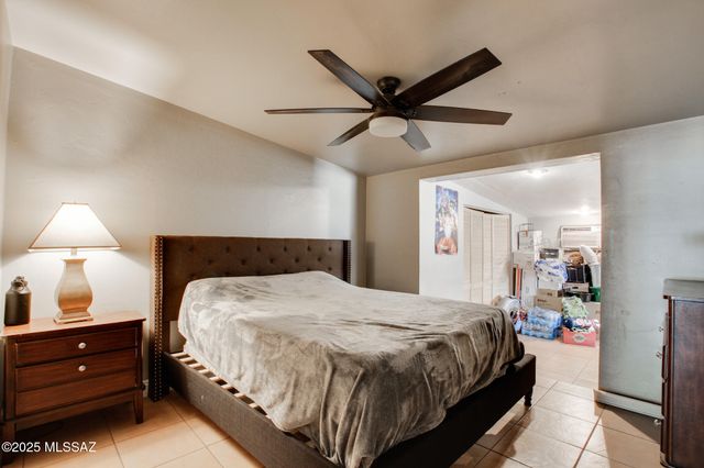 1341 E Bilby Road, Tucson, AZ 85706