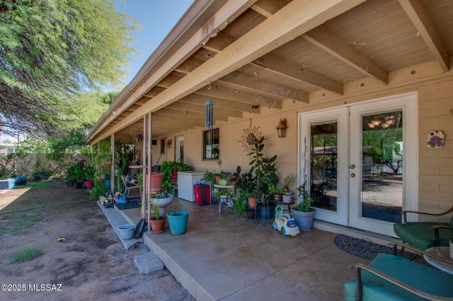 1341 E Bilby Road, Tucson, AZ 85706