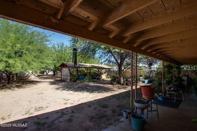 1341 E Bilby Road, Tucson, AZ 85706