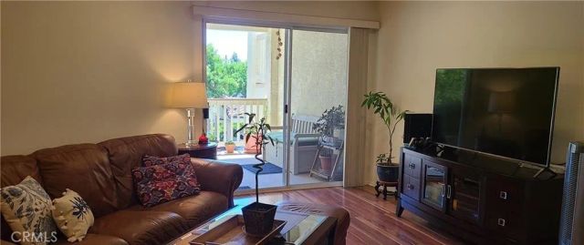 675 Oak Run Trail 306, Oak Park, CA 91377