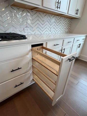 5043 Baywood Lane, Woodstock, GA 30188