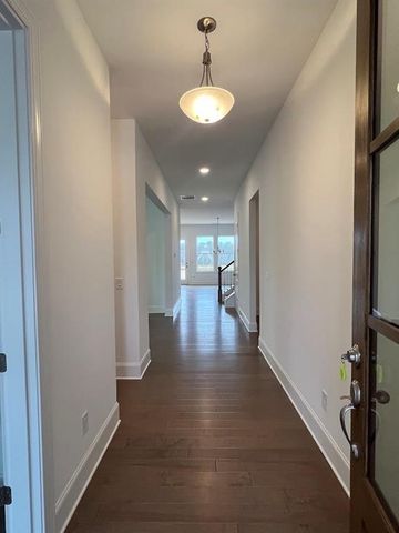 5043 Baywood Lane, Woodstock, GA 30188