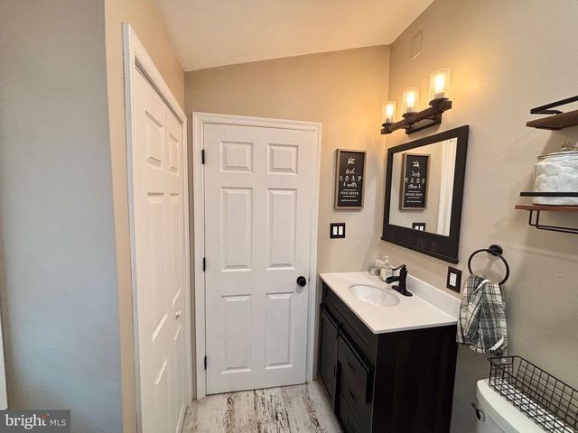 387 E NIELDS ST, West Chester, PA 19382