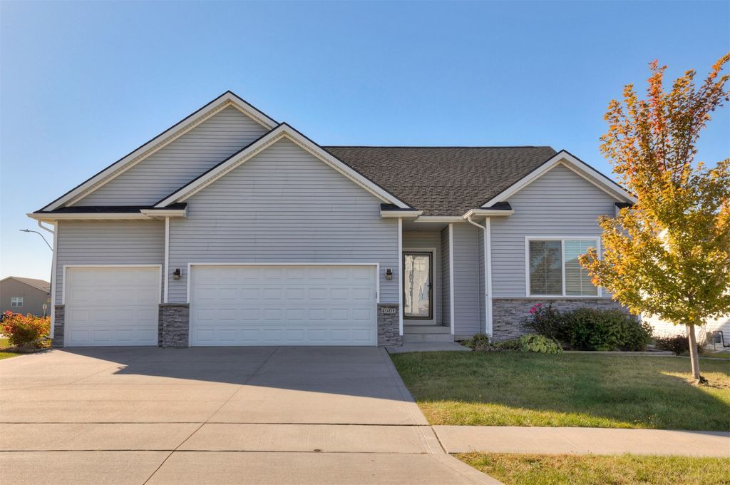 4901 NW 15th Street, Ankeny, IA 50023