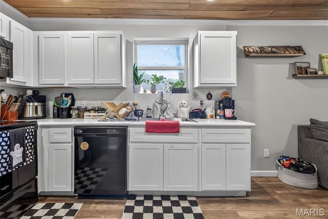 701 N Missouri Street, Potosi, MO 63664