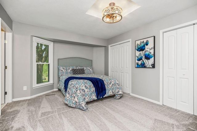 7910 E 233rd Street, Peculiar, MO 64078