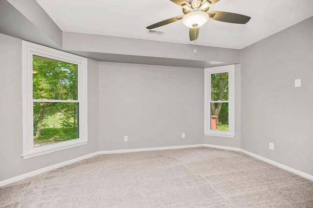 7910 E 233rd Street, Peculiar, MO 64078