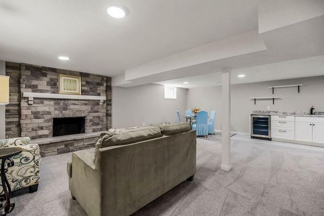 7910 E 233rd Street, Peculiar, MO 64078