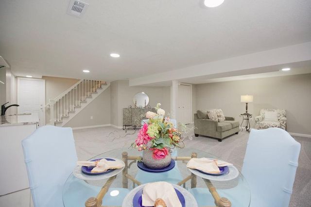 7910 E 233rd Street, Peculiar, MO 64078