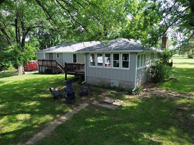 7910 E 233rd Street, Peculiar, MO 64078