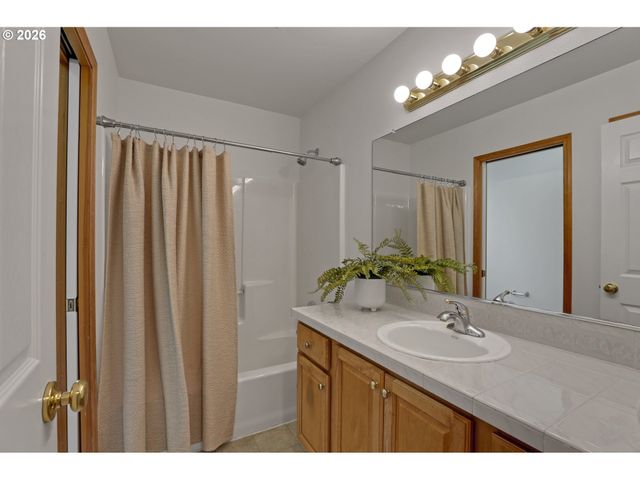 5506 Nw SKYCREST Pkwy, Portland, OR 97229
