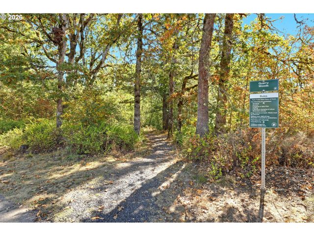 5506 Nw SKYCREST Pkwy, Portland, OR 97229