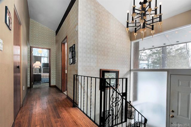 12 Deer Path Road, Tuxedo Park, NY 10987