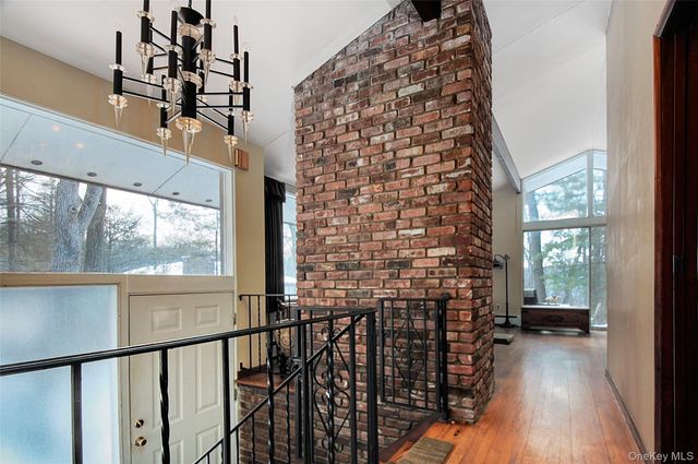 12 Deer Path Road, Tuxedo Park, NY 10987