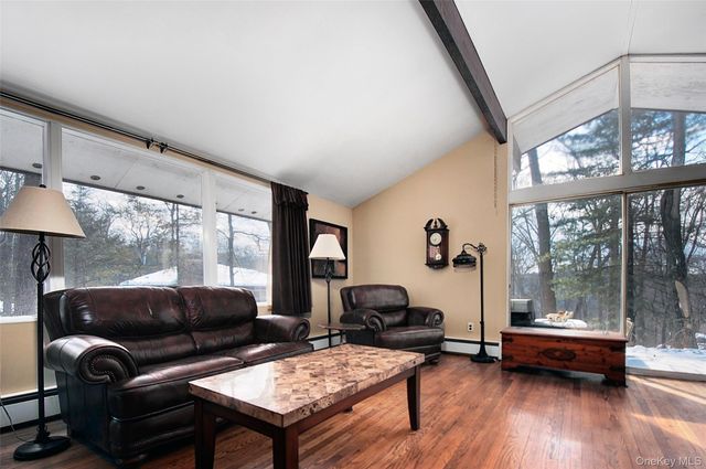 12 Deer Path Road, Tuxedo Park, NY 10987