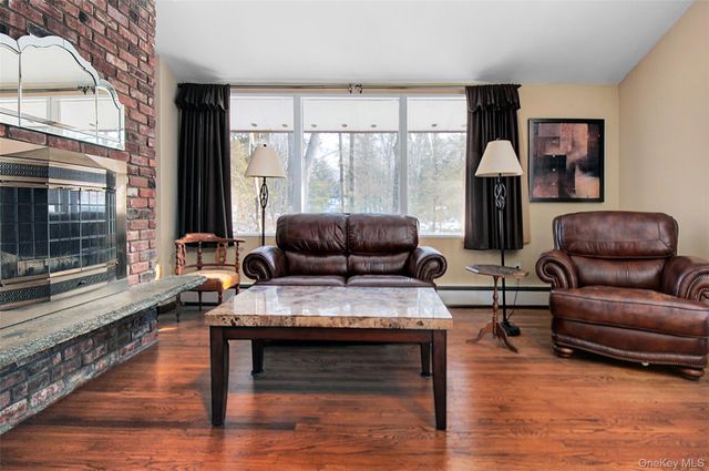 12 Deer Path Road, Tuxedo Park, NY 10987