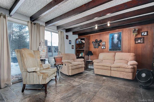 12 Deer Path Road, Tuxedo Park, NY 10987