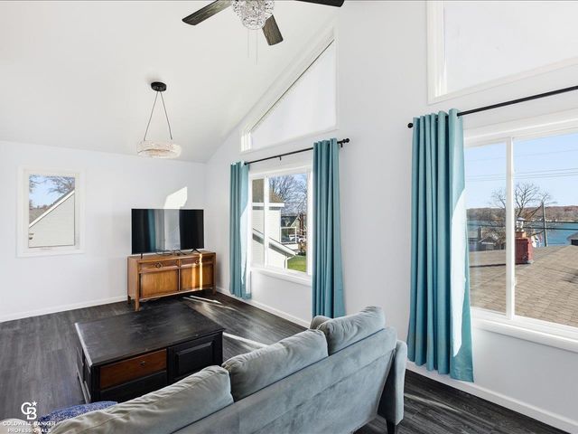 2226 River Rd Road, Marysville, MI 48040