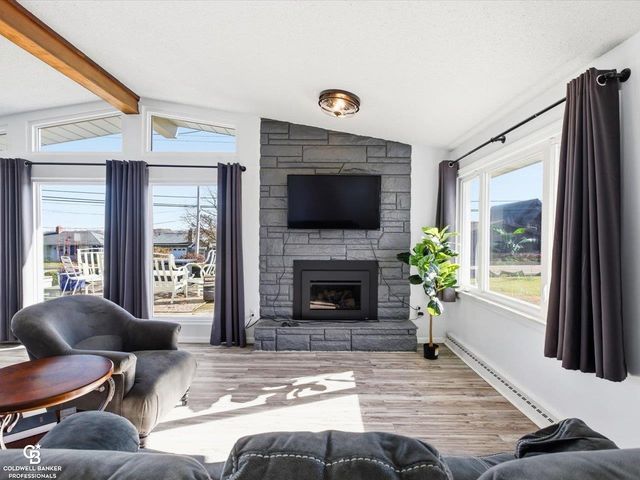 2226 River Rd Road, Marysville, MI 48040